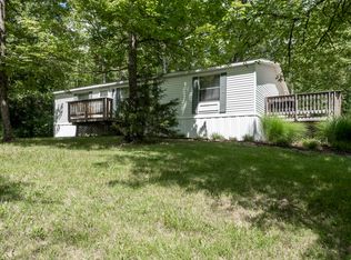 355 Masters Ln, Taylorsville, KY 40071