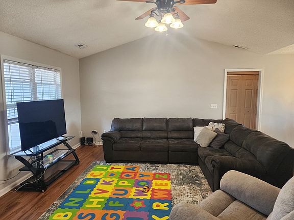 3rd image of 7505 Brittany Lakes Dr