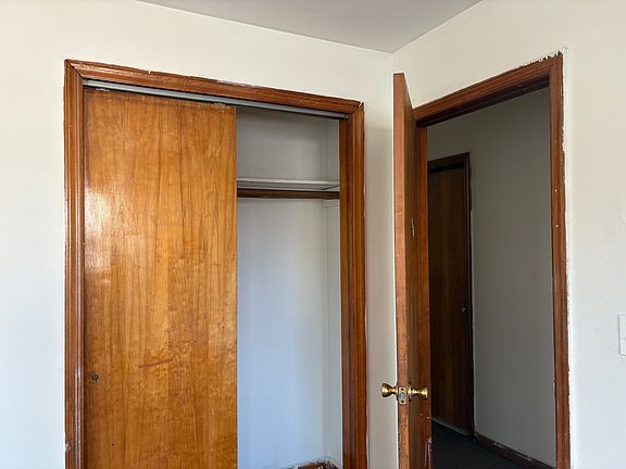 2nd image of 15 Milton Ave Floor 2