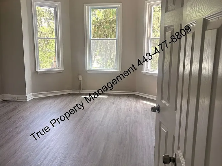 3516 Spaulding Ave — Photo 11