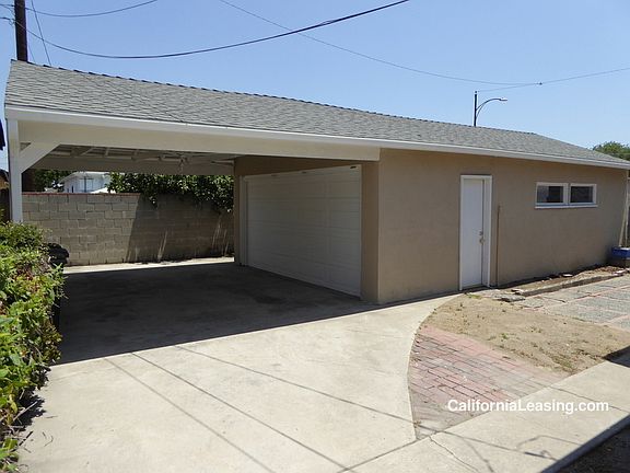 3rd image of 2100 N Dymond St