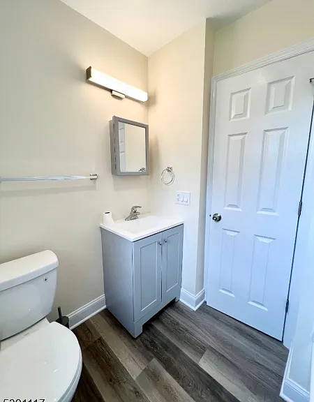 55 Lincoln Cir — Photo 3