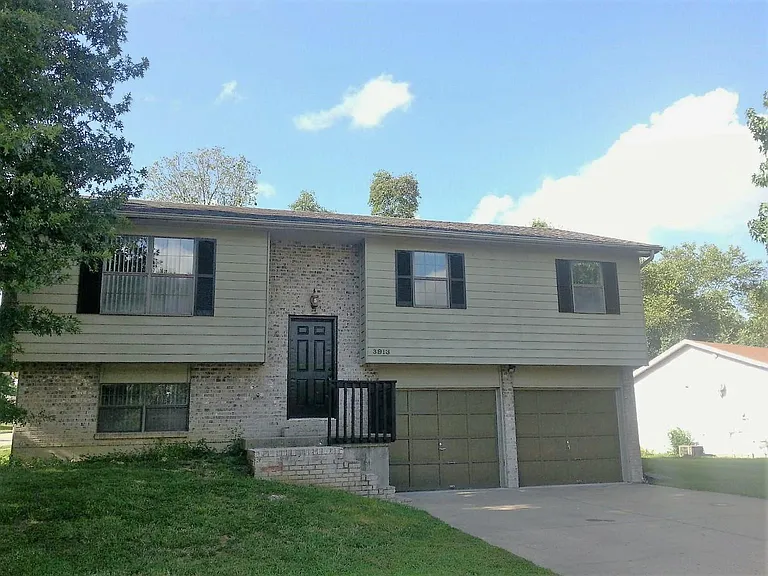 3905 Athens Ct — Photo 9