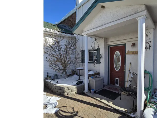 206 1/2 S Main St, Union, OR 97883