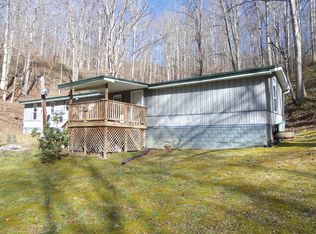 482 Old Mountain Rd, Bluefield, VA 24605