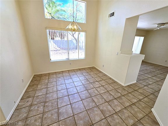 5th image of 2460 Avenida Sol