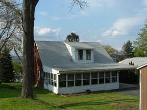 2nd image of 1455 Kaiser Ave #S