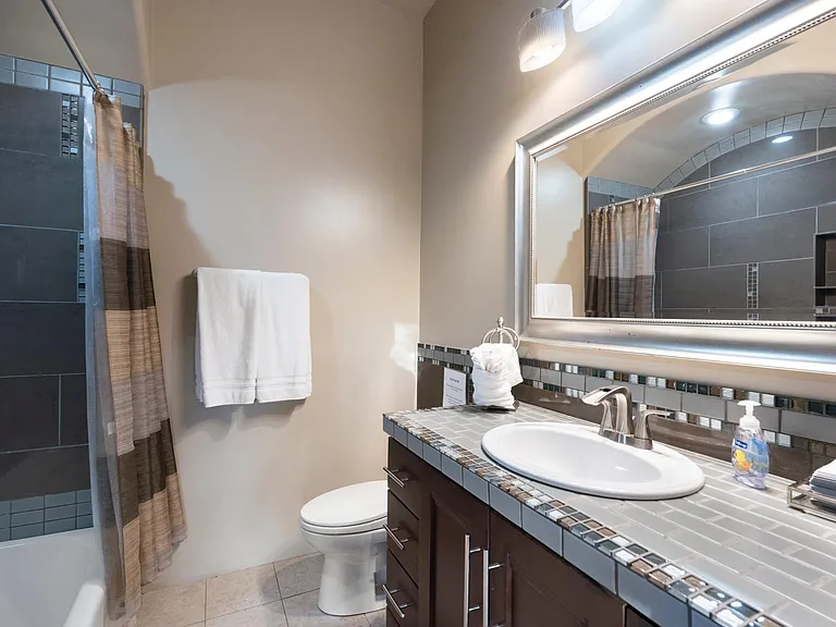 3rd Bath Full Bathroom