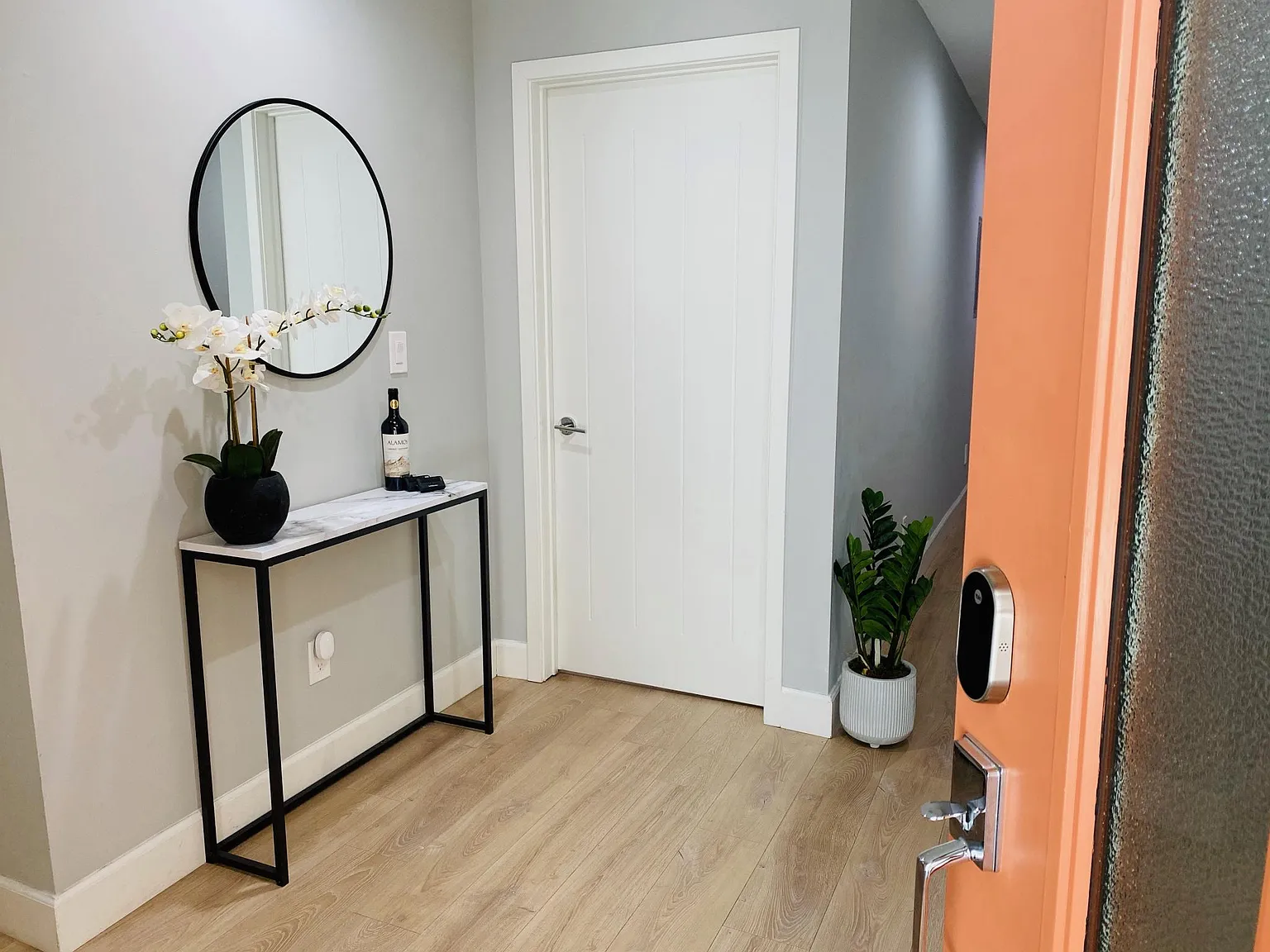 855 N McCadden Pl — Photo 3
