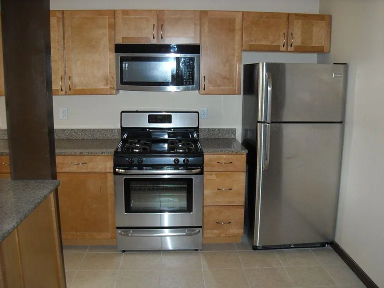 3804 Shenandoah Ave #B — Photo 2