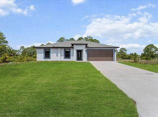 1032 Maxwell Ave S #1032, Lehigh Acres, FL 33974