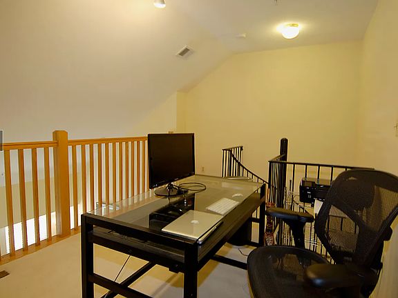 5th image of 4108 Monument Ct #K