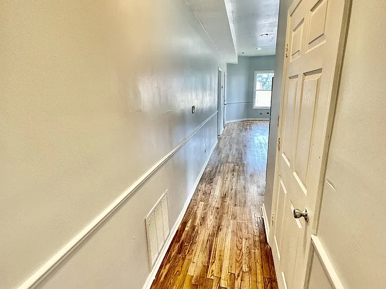 5518 S Wells St #1 — Photo 9