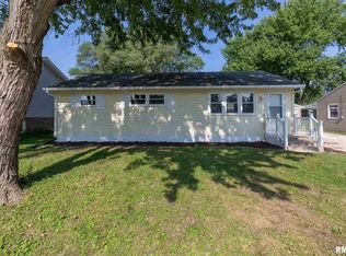 531 Greenway Ave, Colona, IL 61241