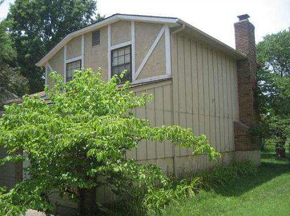 2nd image of 12600 S Locust St