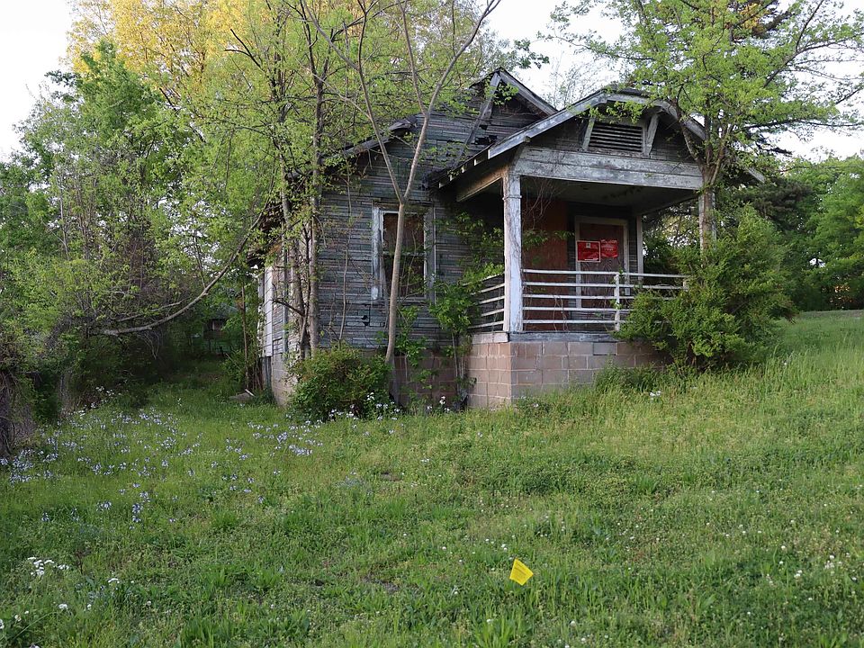 2nd image of 3100 W 16th St