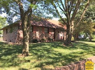 601 S 2nd St, Clinton, MO 64735