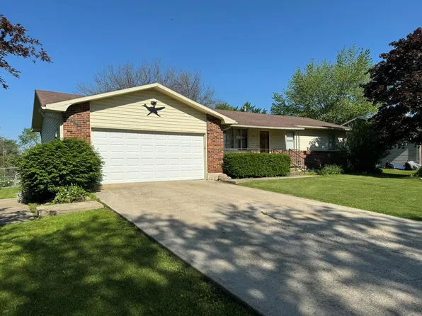 909 Sunrise Ln, Milan, MO 63556