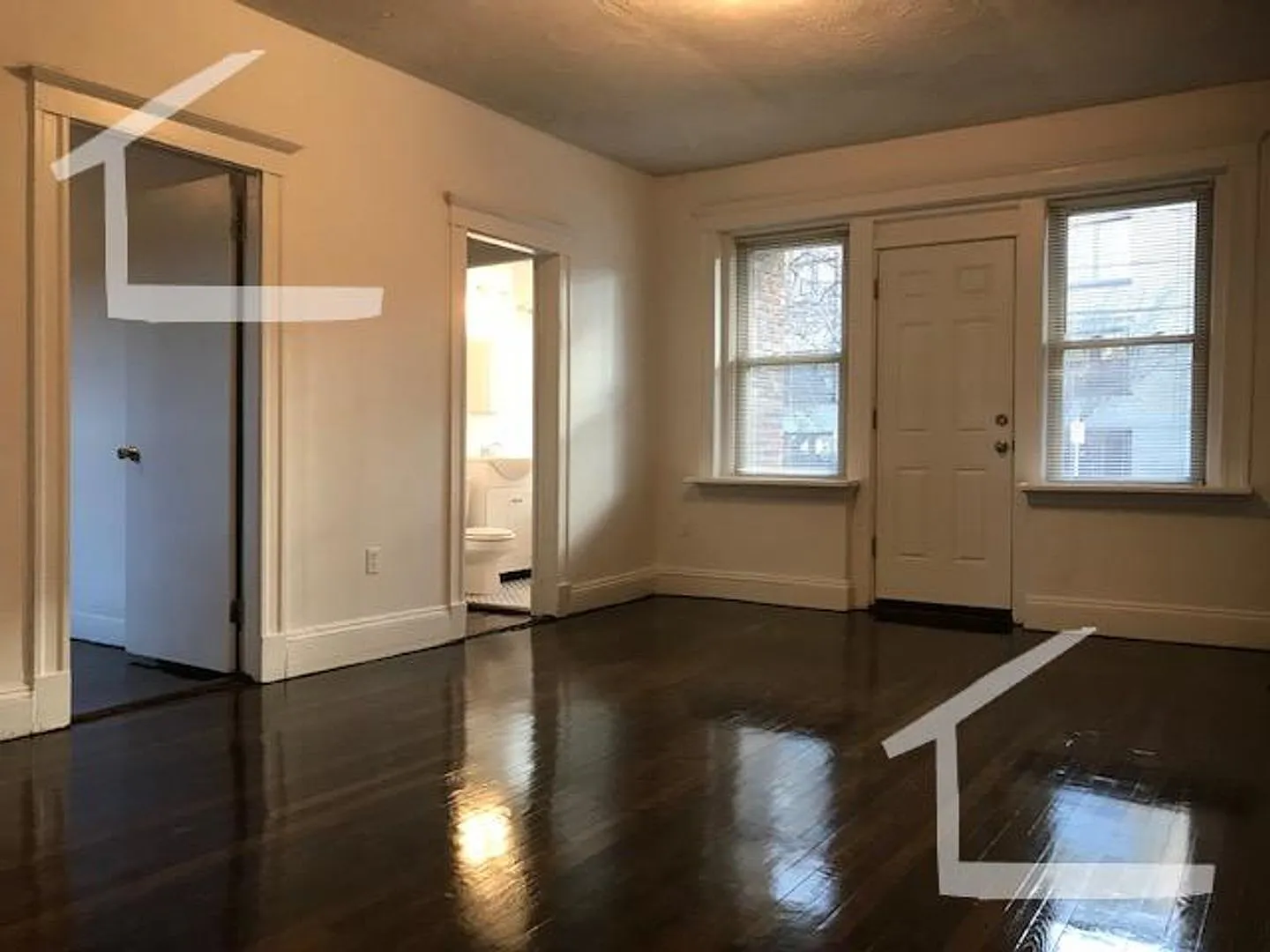 Amazing 2 bed 1 bath in Allston.... — Photo 3