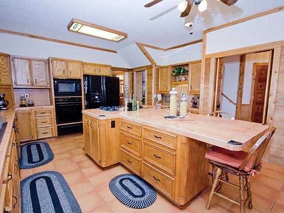 5th image of 13200 Madrone Mountain Way