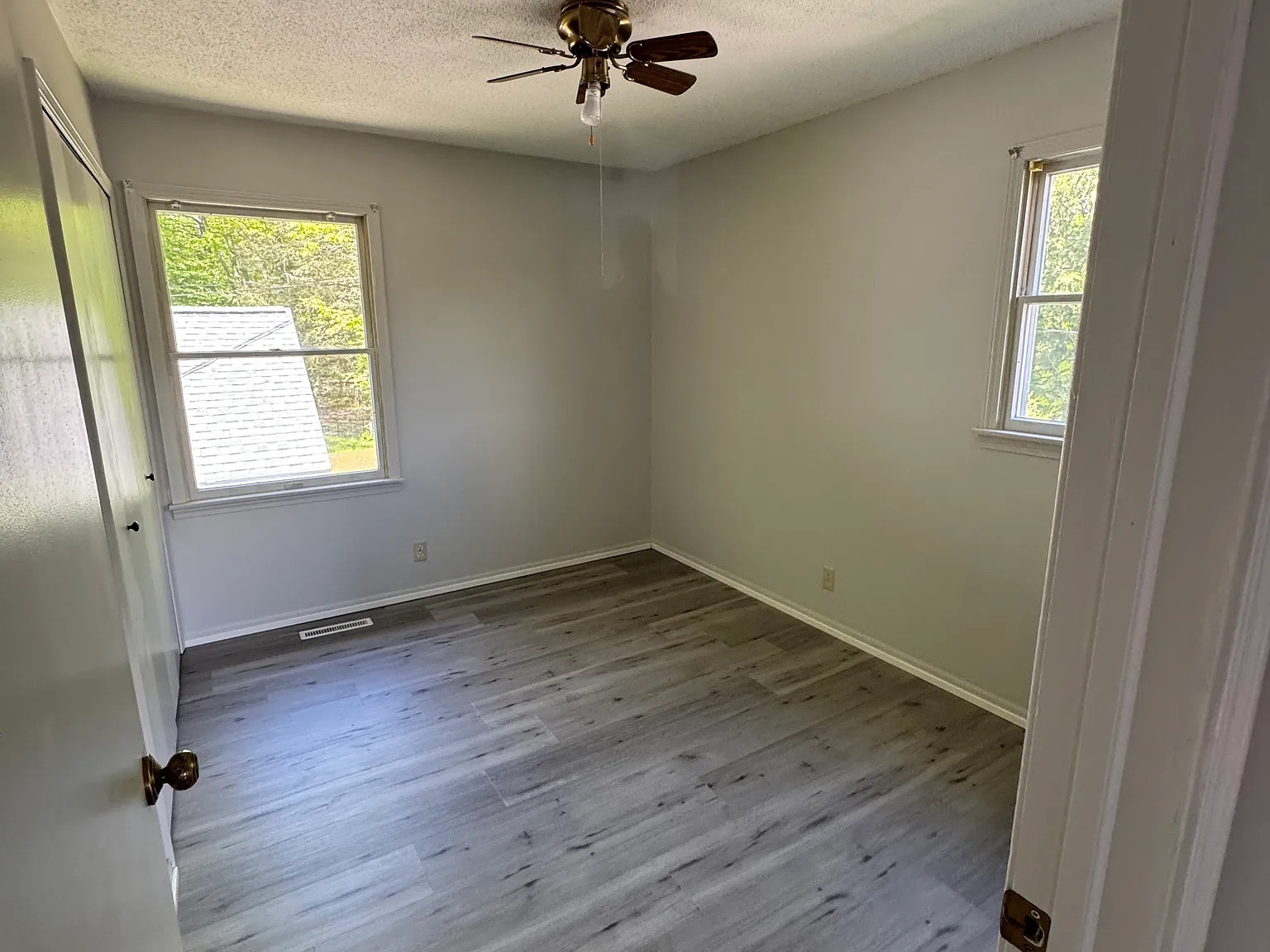 2 bed, 800 sqft, $1,600 — Photo 3