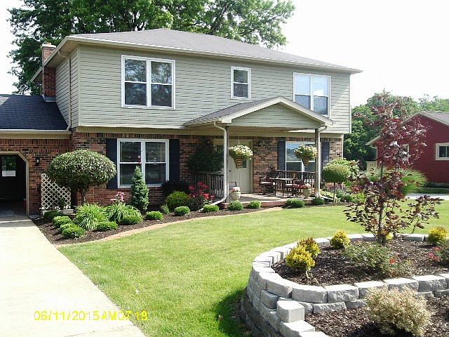 1st image of 4000 Parkmont Dr