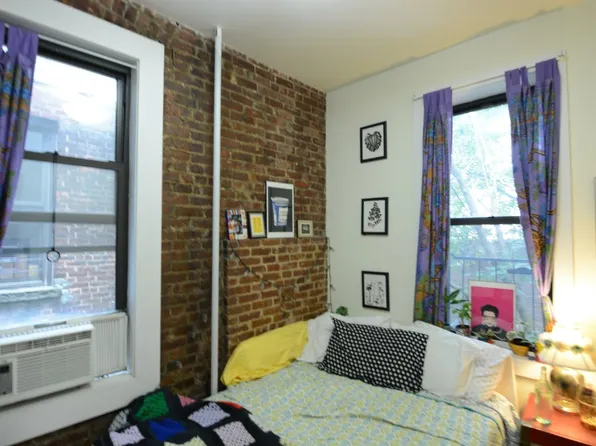 807 Saint Johns Place image 6 of 7