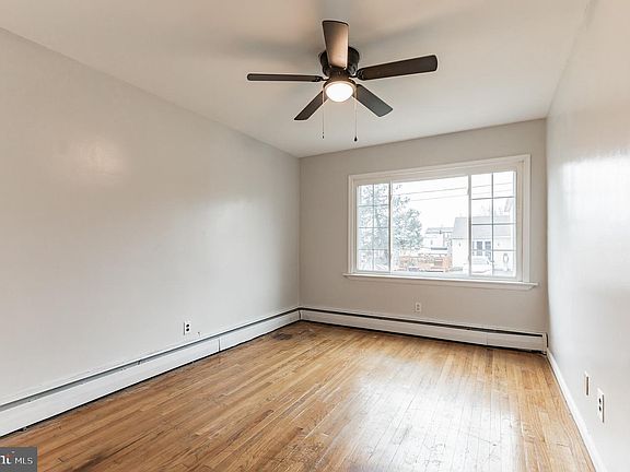 5th image of 3007 W 3rd St