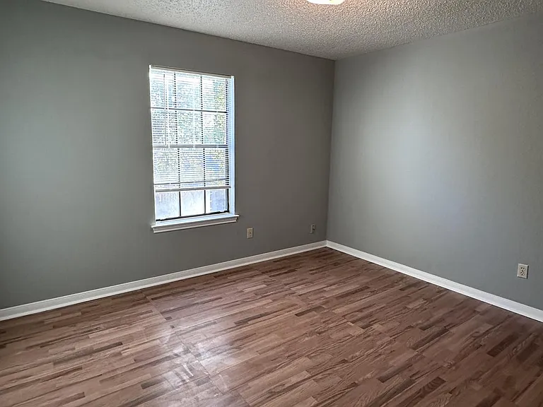 507 Northern Dove Ln #D — Photo 10