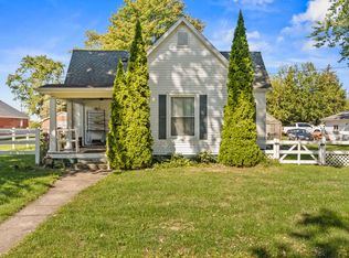 406 S Gray St, Sidell, IL 61876