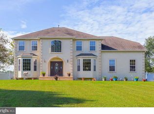 15 Marathon Dr, Swedesboro, NJ 08085