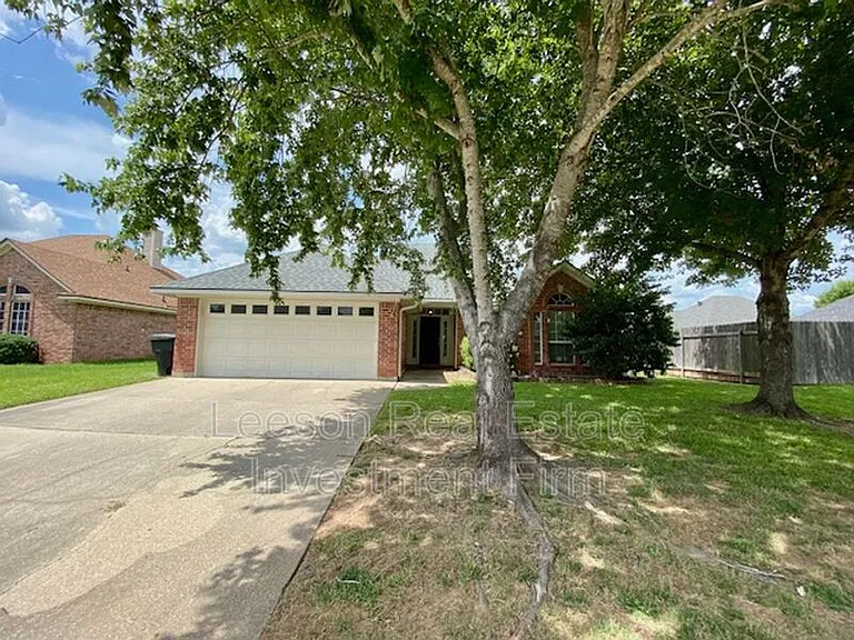 6015 Jason St — Photo 1