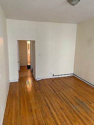 3rd image of 624 E 11th St #4AB