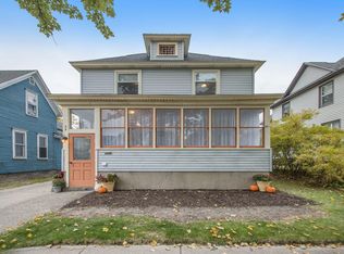 25 E 16th St, Holland, MI 49423