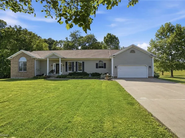 3859 Mayfair Ln, Cambridge, OH 43725