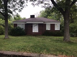 801 Mark Dr, Shelby, NC 28152
