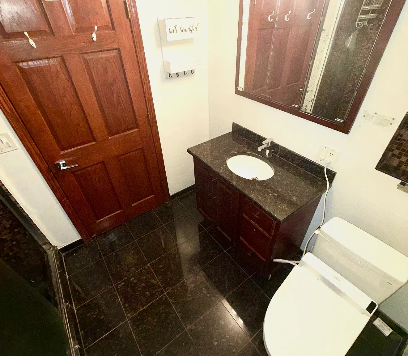 2 bed, 950 sqft, $1,200 — Photo 1