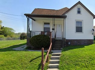 105 Fairlane Ave, Fairmont, WV 26554