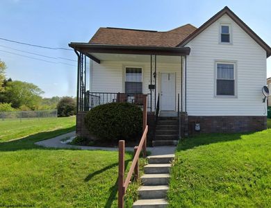 105 Fairlane Ave, Fairmont, WV, 26554