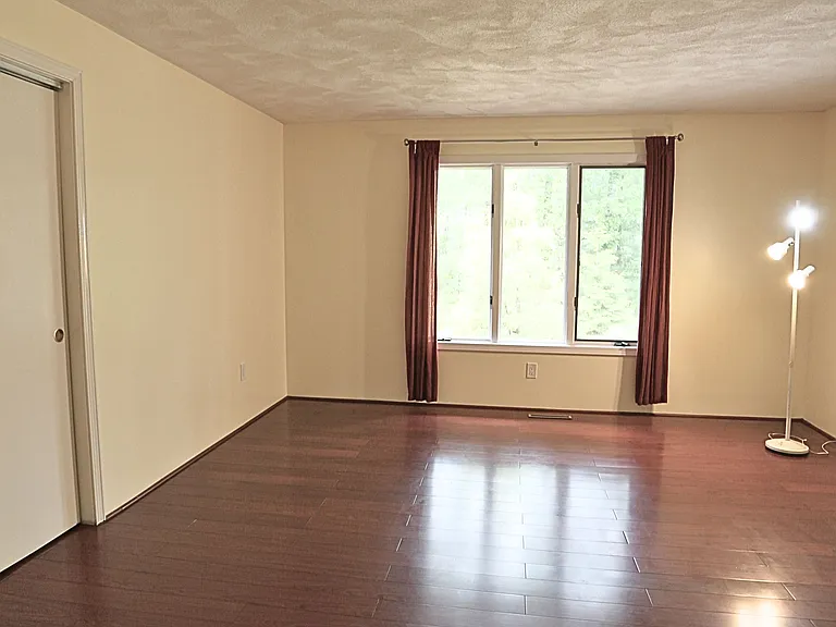 1 Piper Rd — Photo 37
