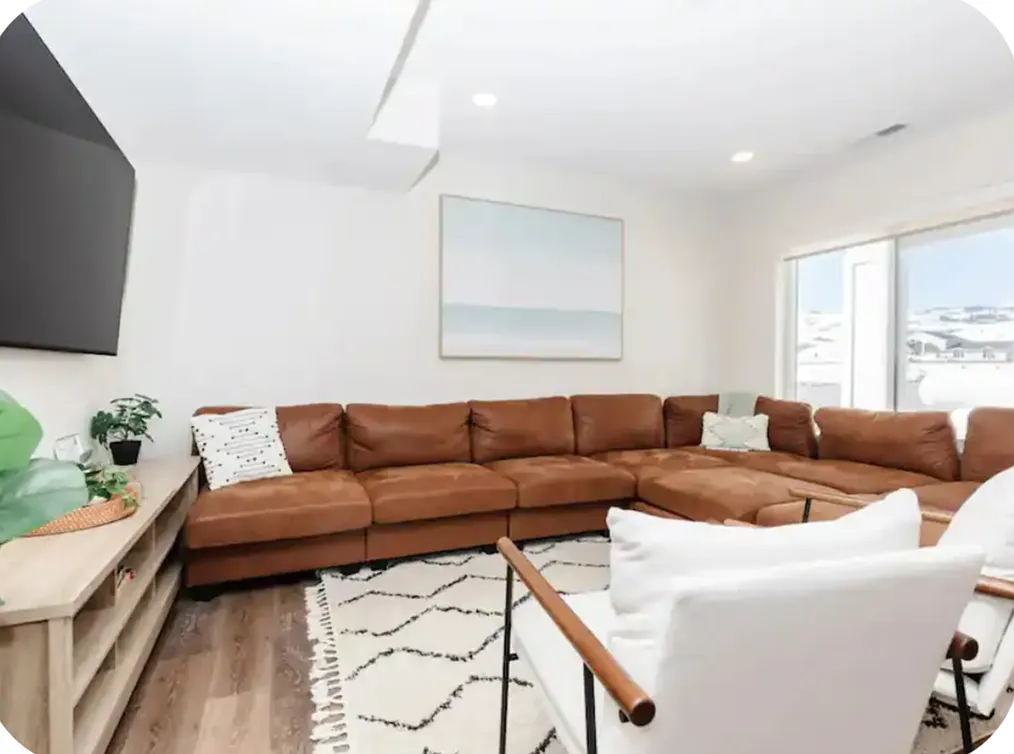 4 bed, 1800 sqft, $1,950 — Photo 2