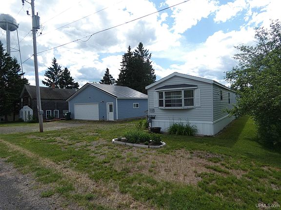 2nd image of 110 N Willow St