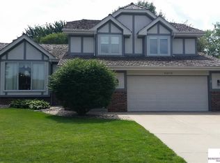 15675 Howard St, Omaha, NE 68118