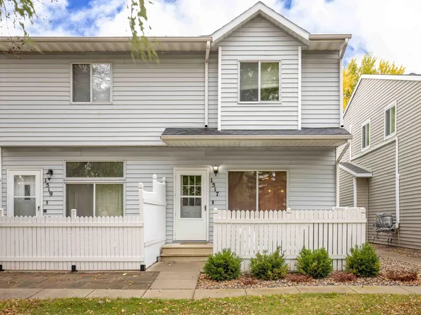 1517 34 1/2 Ave S, Fargo, ND 58104