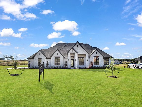 3rd image of 3009 Codigo Dr