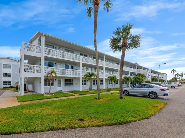 1001 77th Ave N APT 102, Saint Petersburg, FL 33702