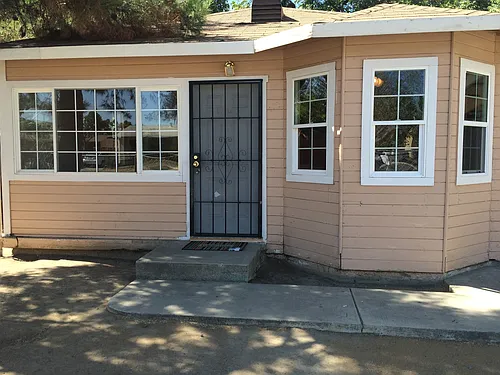 415 Jeffrey St Photo 1