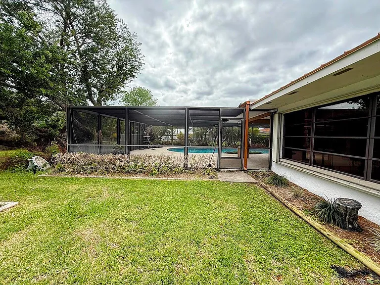 465 SE Naranja Ave — Photo 80