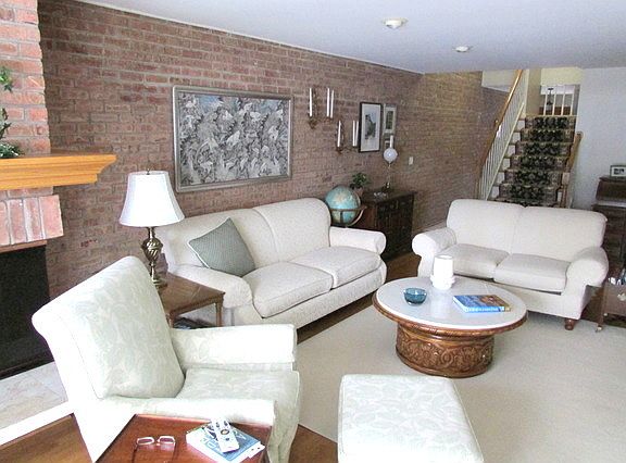 3rd image of 1715 Wildberry Dr Unit D