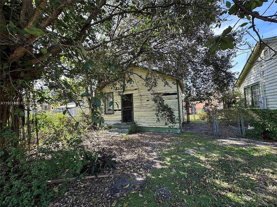 2nd image of 500 NW 48th St